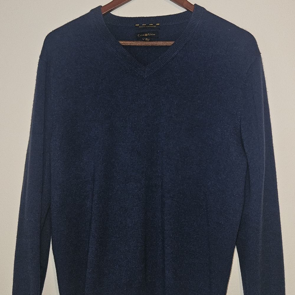 Club Room Estate Cashmere Blue Long Sleeve V-Neck Sweater, Size L, 100% Merino